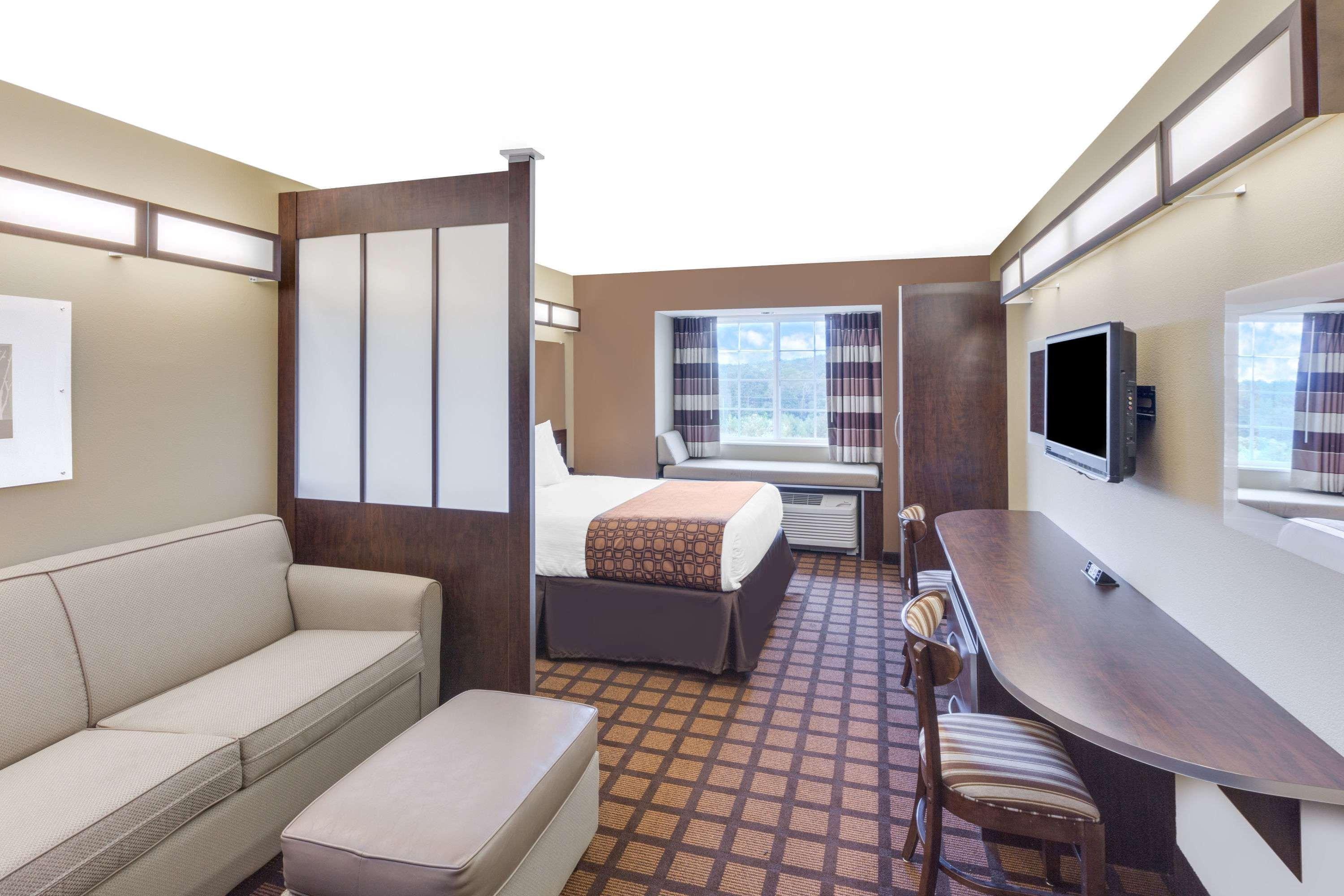Microtel Inn & Suites By Wyndham Озарк Экстерьер фото