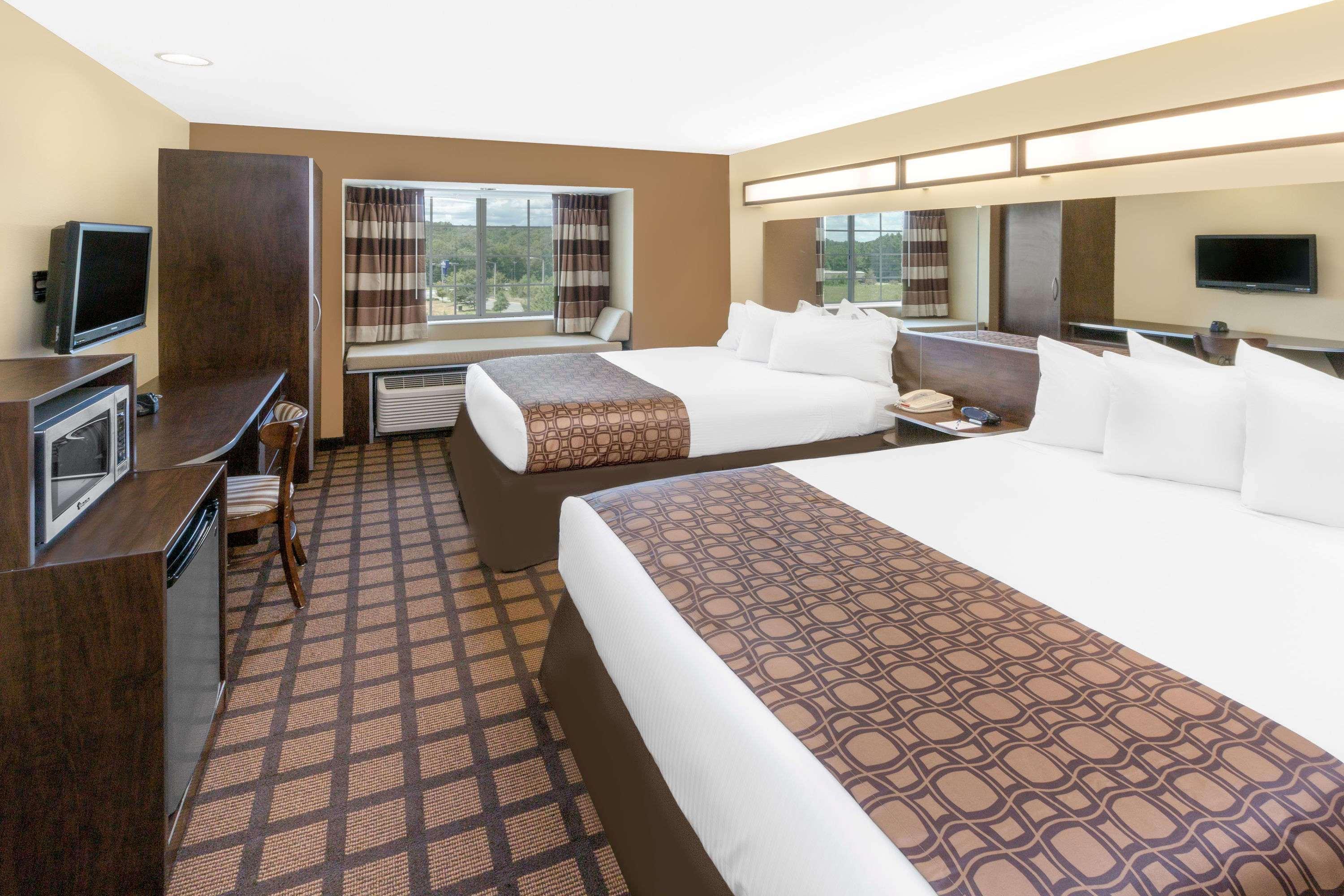 Microtel Inn & Suites By Wyndham Озарк Экстерьер фото