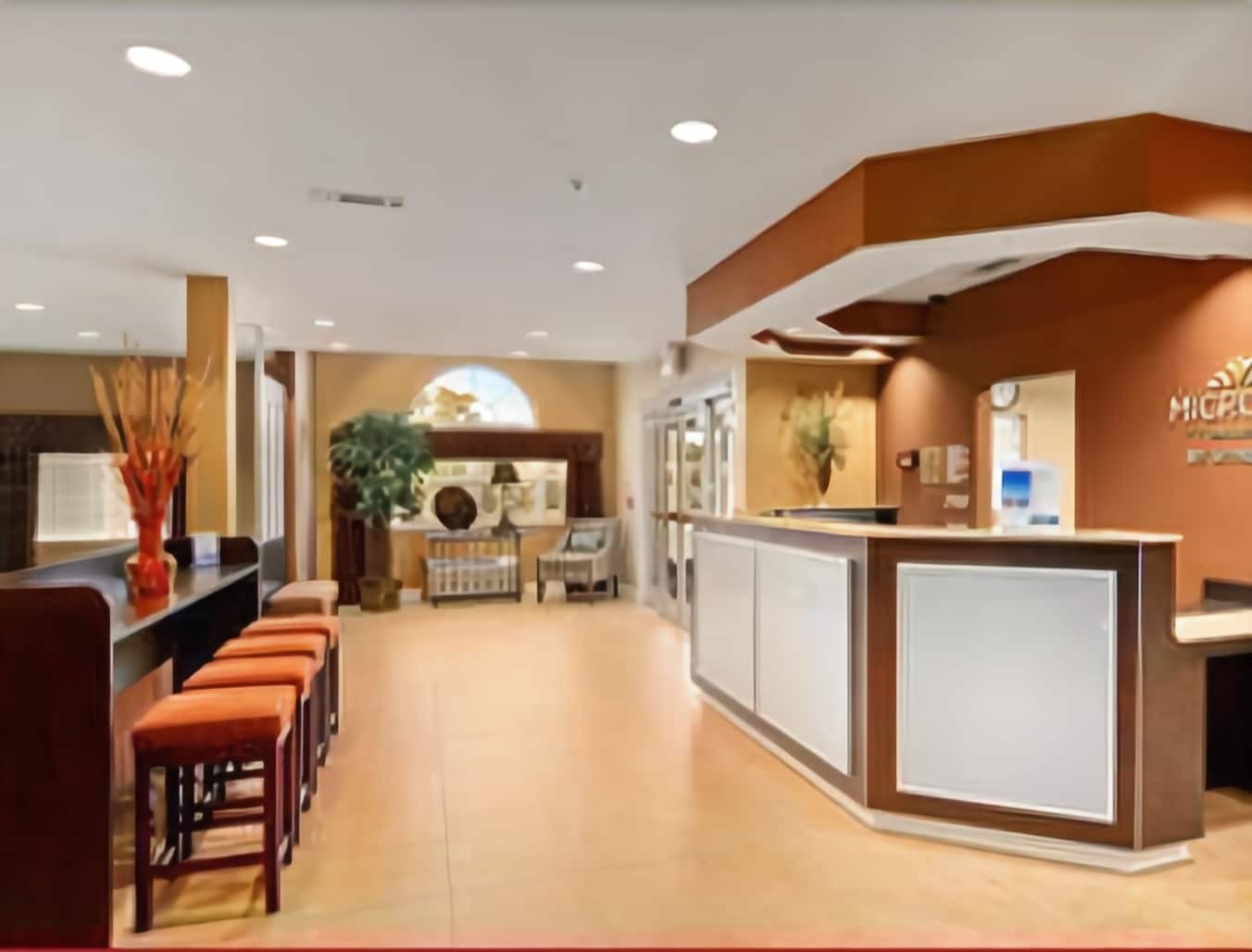 Microtel Inn & Suites By Wyndham Озарк Экстерьер фото